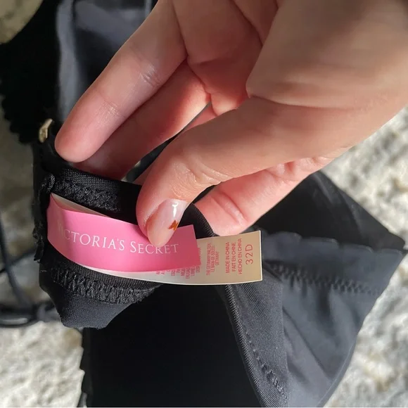 Victoria’s Secret Swim Top - Picture 3 of 3